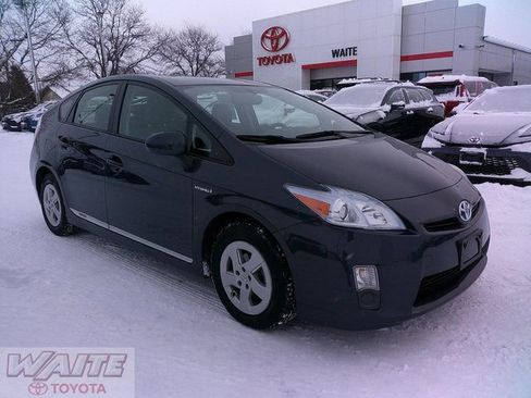 Used 2011 Toyota Prius Four image 1