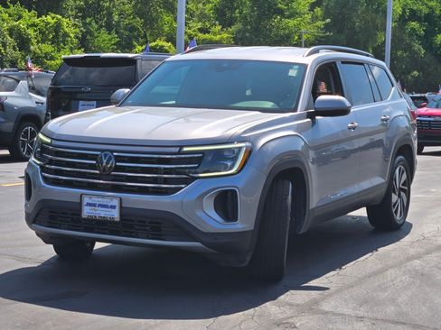 Used 2024 Volkswagen Atlas SE FWD image 5