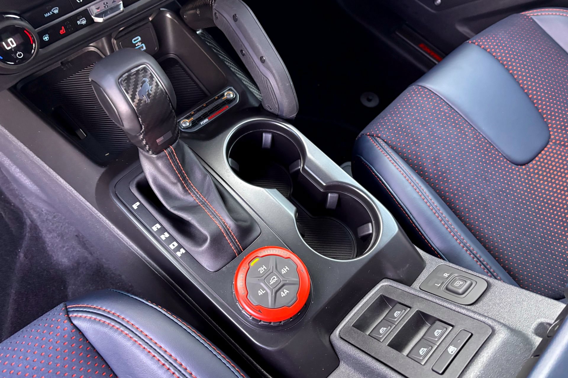 New 2025 Ford Bronco Raptor w/ Interior Carbon Fiber Pack AWD/4WD image 18