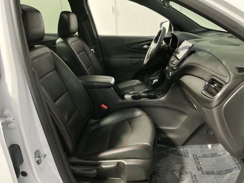 Used 2022 Chevrolet Equinox RS w/ RS Leather Package image 35