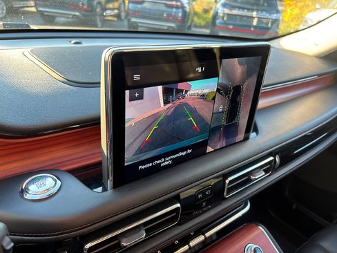 Certified 2024 Lincoln Aviator Reserve w/ Elements Package Plus image 22