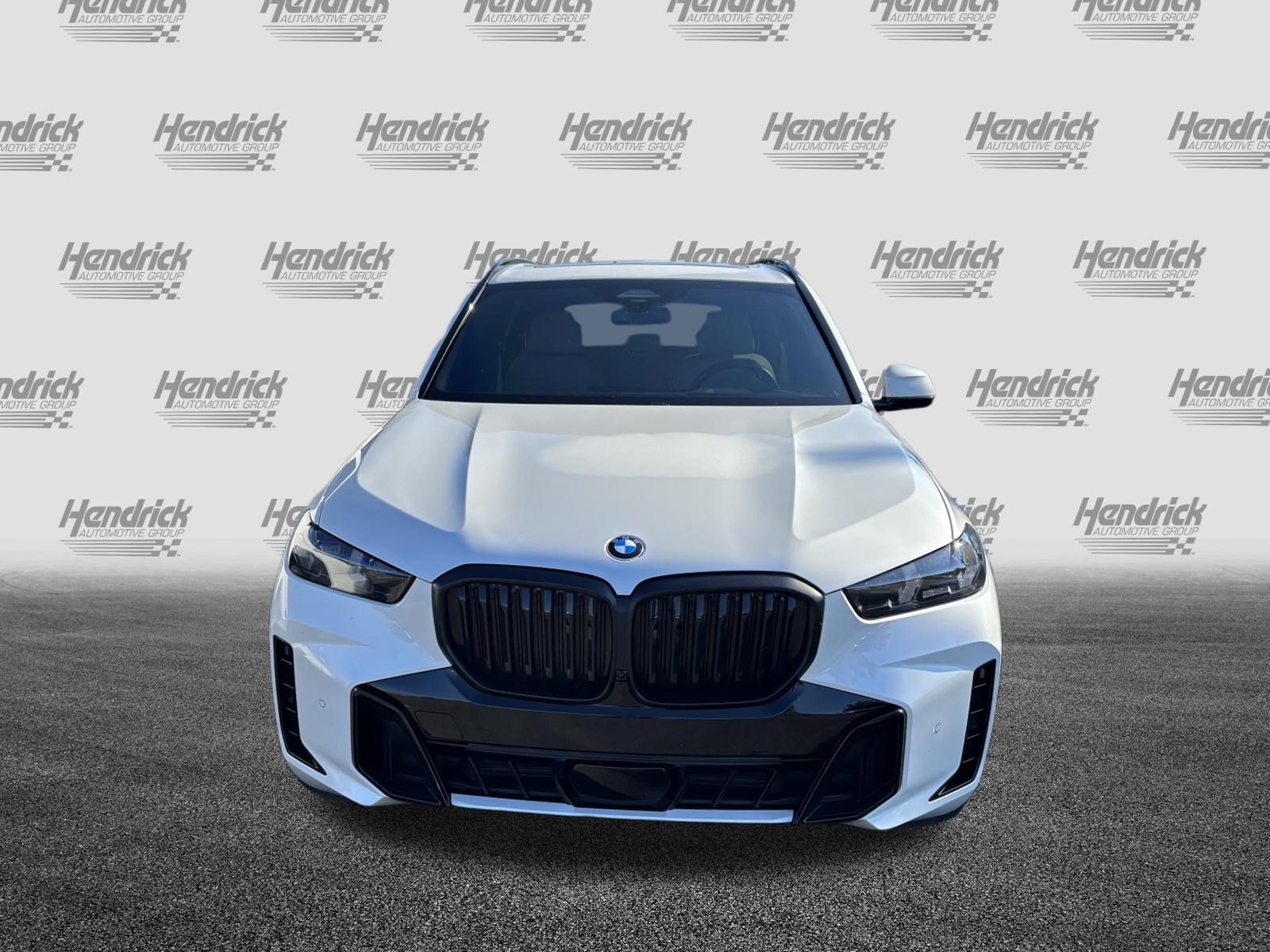 Certified 2024 BMW X5 xDrive40i w/ Executive Package AWD/4WD image 3