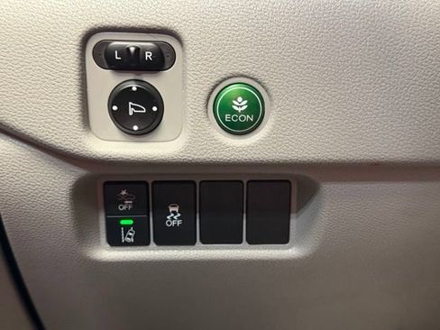 Used 2019 Honda Pilot EX image 15