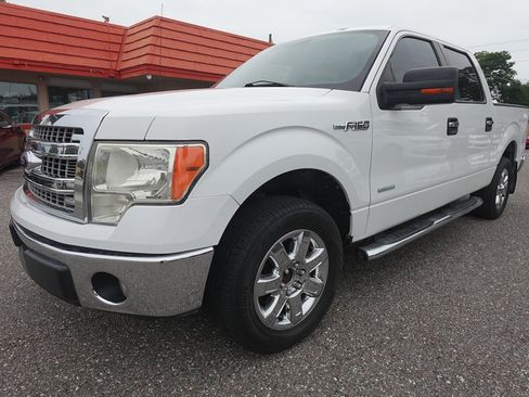 Used 2013 Ford F150 XLT w/ Luxury Equipment Group RWD image 2