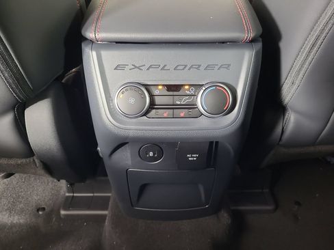 New 2026 Ford Explorer ST-Line w/ ST-Line Street Pack AWD/4WD image 18