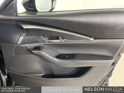 Certified 2025 MAZDA CX-30 AWD 2.5 S w/ Preferred Package image 20