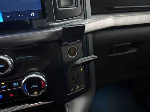 Used 2024 Ford F150 Lariat AWD/4WD image 40
