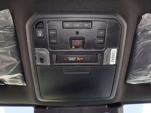New 2026 Toyota Tacoma TRD Off-Road AWD/4WD image 18