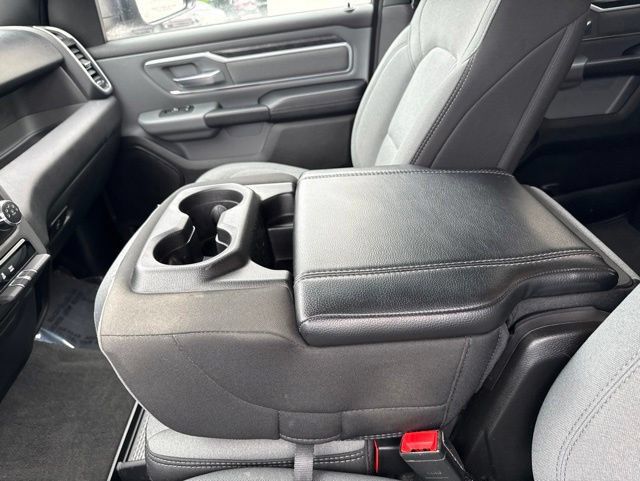 Used 2022 RAM 1500 Big Horn AWD/4WD image 37