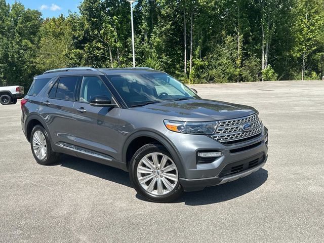 Used 2023 Ford Explorer Limited w/ Equipment Group 301A AWD/4WD image 2