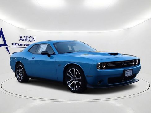 Used 2023 Dodge Challenger R/T w/ Plus Package RWD image 3