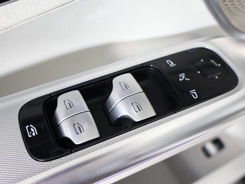 Used 2023 Mercedes-Benz EQE 350+ 4MATIC SUV image 39