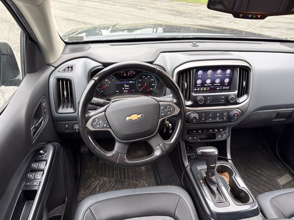 Used 2021 Chevrolet Colorado Z71 w/ Z71 Midnight Edition AWD/4WD image 3