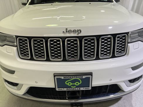 Used 2020 Jeep Grand Cherokee Summit AWD/4WD image 4