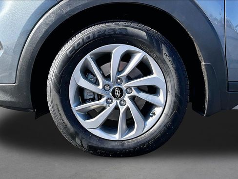 Used 2017 Hyundai Tucson SE w/ SE Popular Package 02 FWD image 8