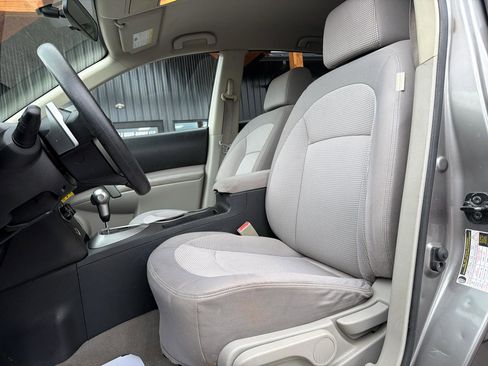Used 2009 Nissan Rogue SL w/ Premium Pkg AWD/4WD image 9