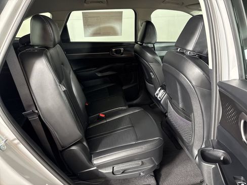 New 2026 Kia Sorento EX AWD/4WD image 17