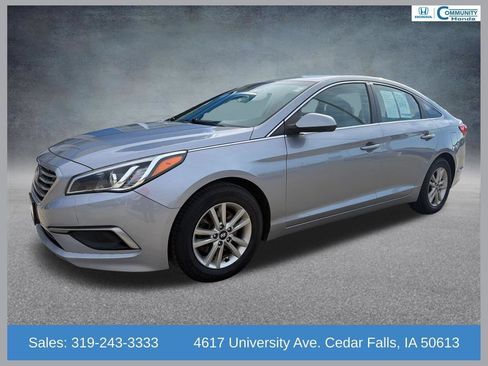 Used 2017 Hyundai Sonata SE FWD image 1