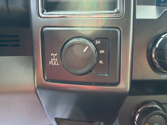 Used 2019 Ford F150 XLT w/ Equipment Group 302A Luxury AWD/4WD image 21