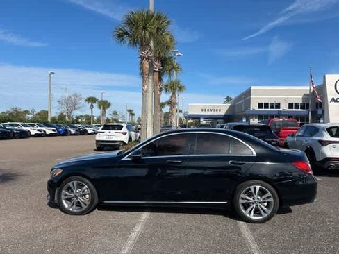 Used 2018 Mercedes-Benz C 300 Sedan image 5