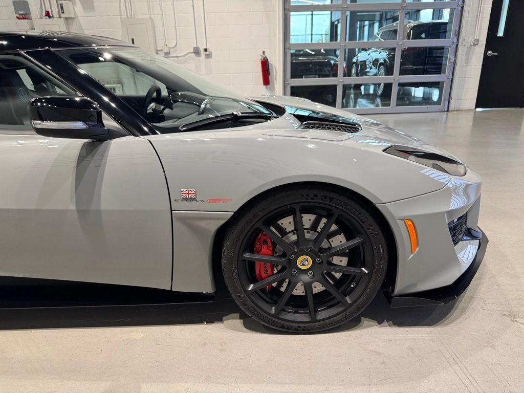 Used 2020 Lotus Evora RWD image 9