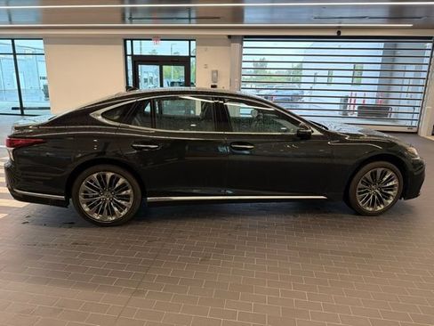 Used 2018 Lexus LS 500 w/ Interior Upgrade Package RWD image 2