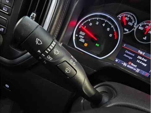 Used 2019 Chevrolet Silverado 1500 LT w/ All-Star Edition image 28