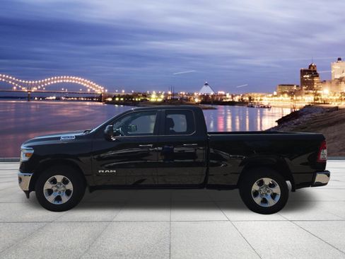 Used 2023 RAM 1500 Big Horn RWD image 2