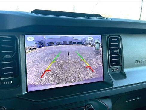 Used 2025 Ford Bronco Big Bend image 14