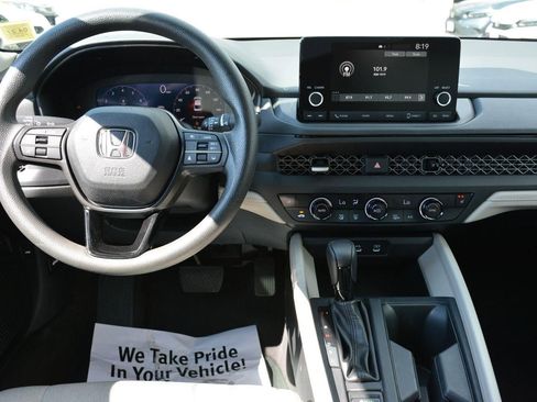 Used 2023 Honda Accord EX image 14