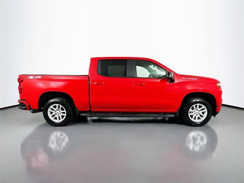 Used 2021 Chevrolet Silverado 1500 RST w/ Convenience Package II AWD/4WD image 15