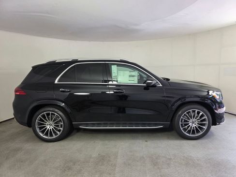 New 2026 Mercedes-Benz GLE 450 4MATIC image 3