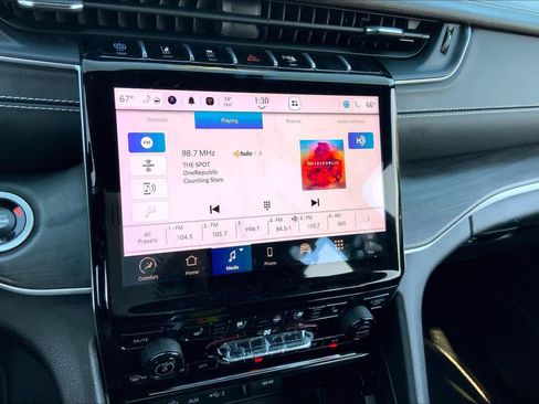 Used 2024 Jeep Grand Cherokee Limited 4xe w/ Luxury Tech Group II image 48