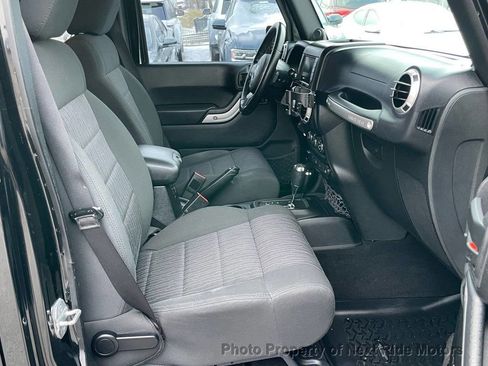 Used 2012 Jeep Wrangler Unlimited Sahara w/ Trailer Tow Group image 10