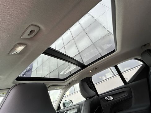 New 2026 Volvo XC40 B5 Plus w/ Protection Package Premier image 24