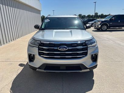 Used 2025 Ford Explorer Active w/ Active Comfort Package