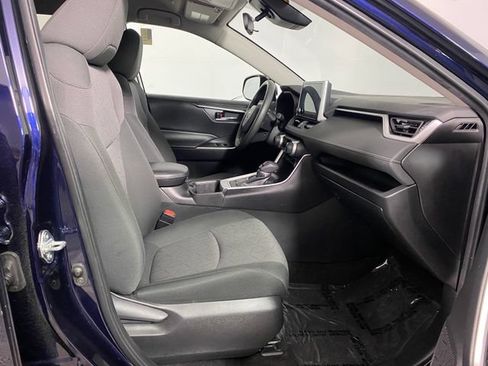 Used 2024 Toyota RAV4 XLE FWD image 8