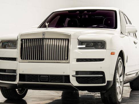 Used 2020 Rolls-Royce Cullinan image 5