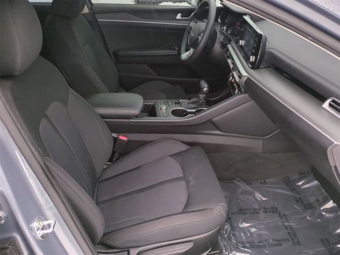 Used 2022 Kia K5 LXS image 21