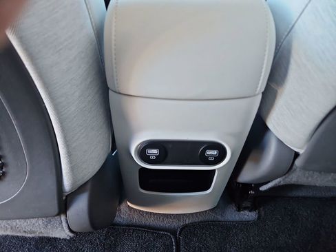 Used 2022 Hyundai Ioniq 5 SEL image 27