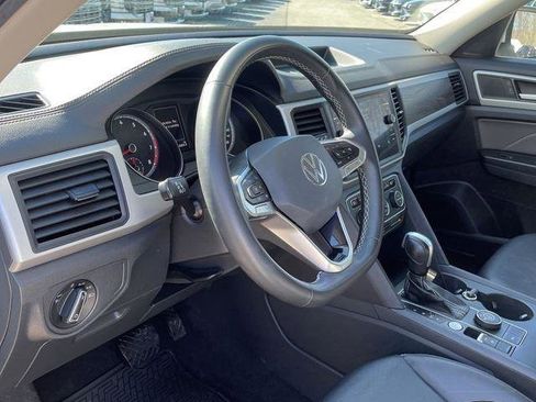Used 2021 Volkswagen Atlas SE w/ Panoramic Sunroof Package image 9