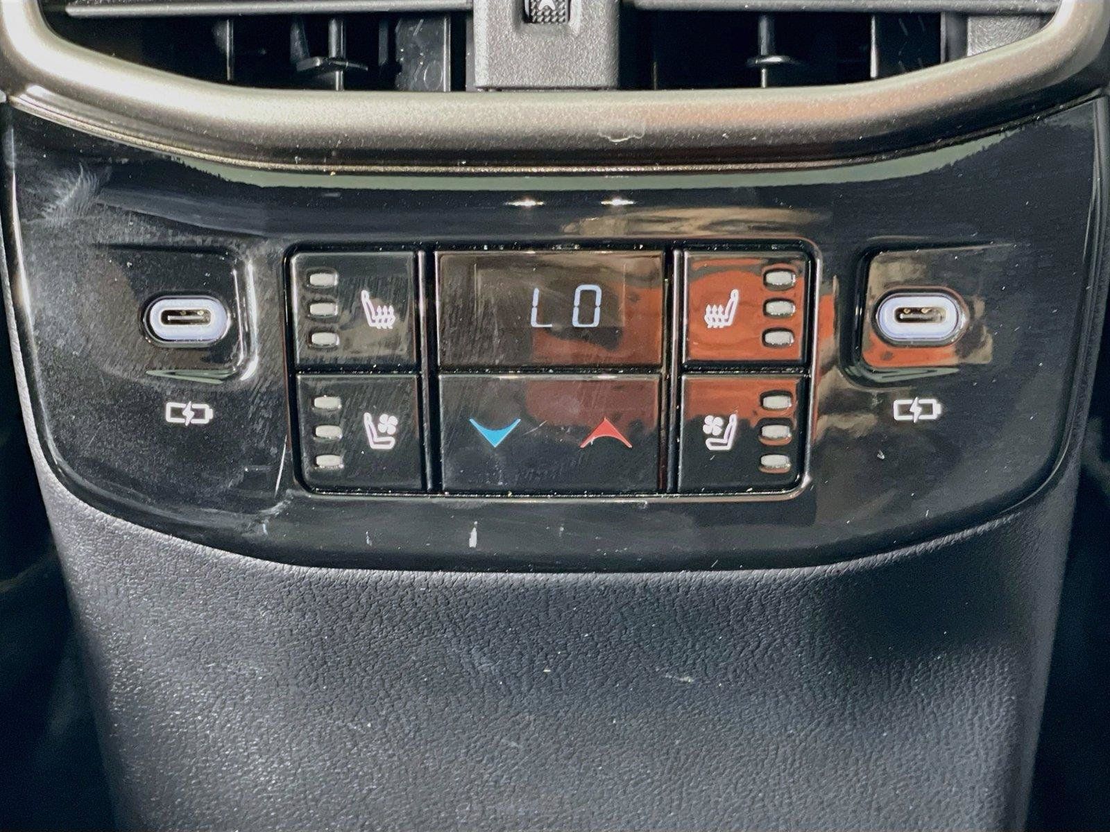 Used 2024 Lexus RX 350 AWD w/ Convenience Package image 30