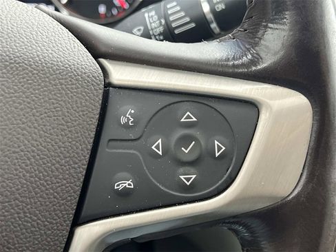 Certified 2019 GMC Acadia Denali w/ Technology Package image 22