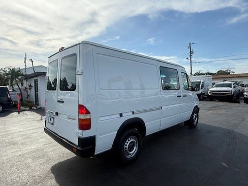 Used 2003 Dodge Sprinter 2500 image 5