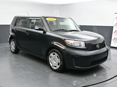Used 2008 Scion xB image 2