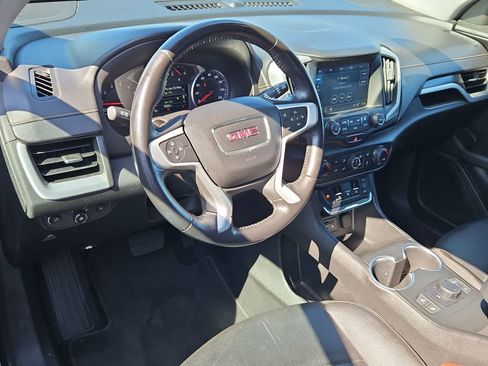 Used 2018 GMC Terrain SLT AWD/4WD image 2