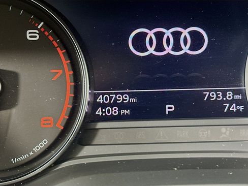 Used 2022 Audi Q5 2.0T Premium AWD/4WD image 19