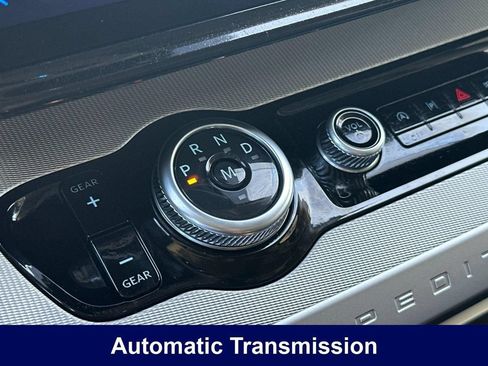 Used 2025 Ford Expedition Max Active AWD/4WD image 30