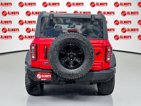 Used 2022 Ford Bronco Wildtrak image 7