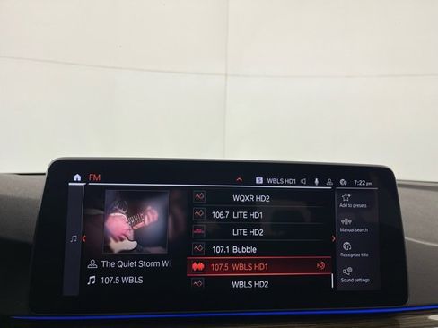 Used 2022 BMW 530i xDrive w/ Premium Package image 15